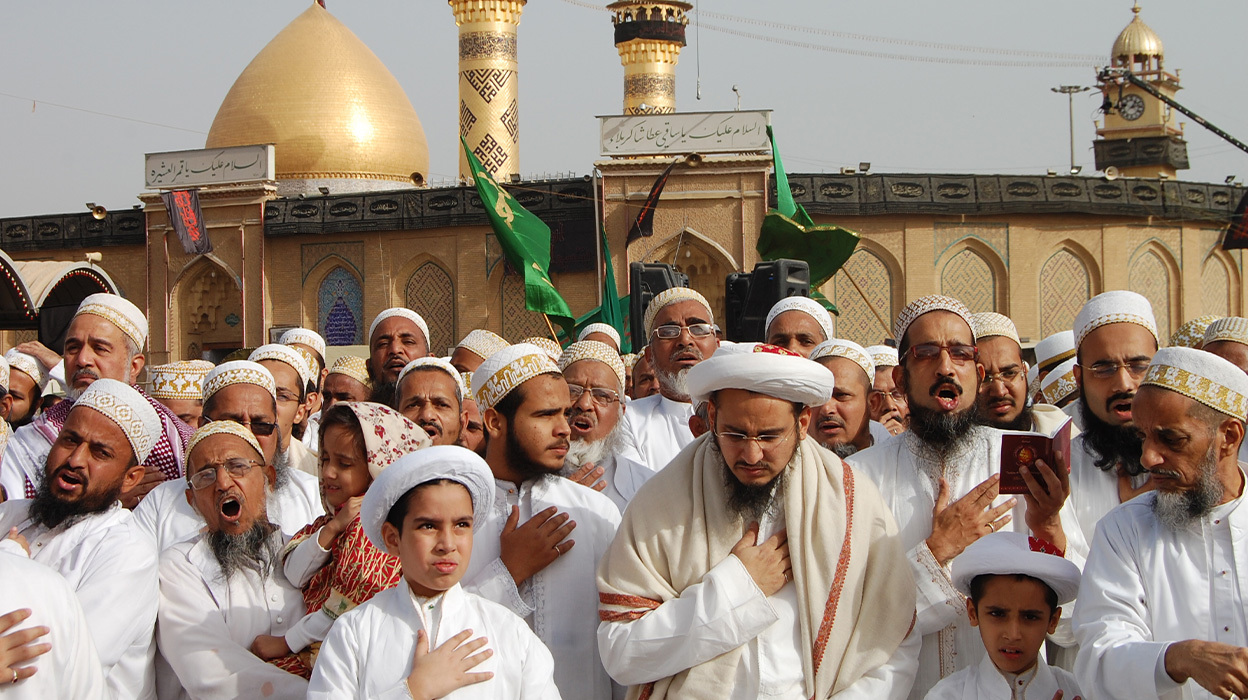 Syedna taher fakhruddin in karbala banner
